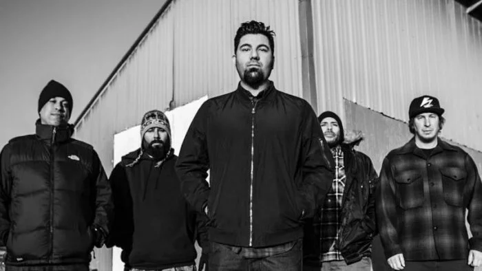 METALİN RADIOHEAD’İ DEFTONES’UN YENİ DENEYİ