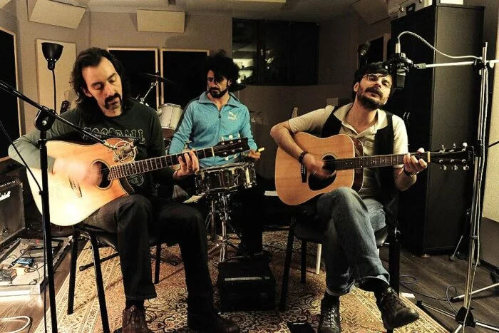 Flört: “Türk Müzik Tarihi”nin sınırlarını laçkalaştıran grup